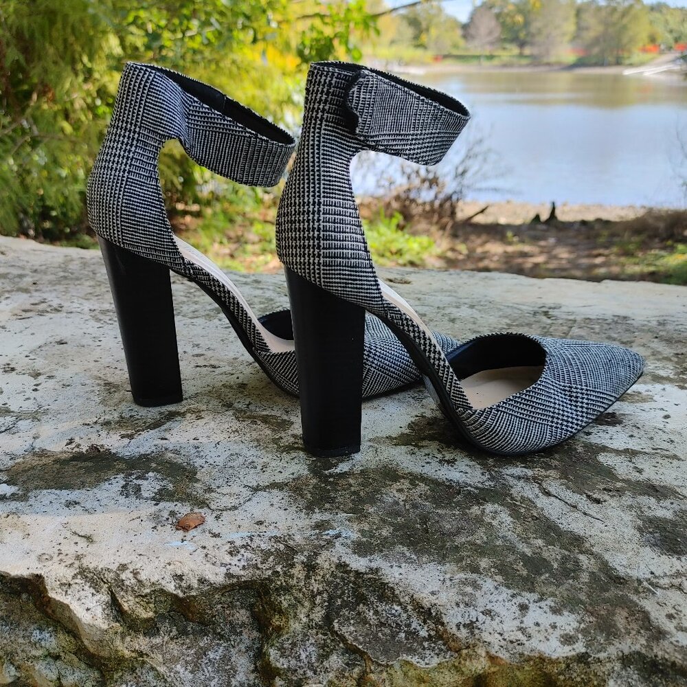 Not Just A Pump Houndstooth Block Heel